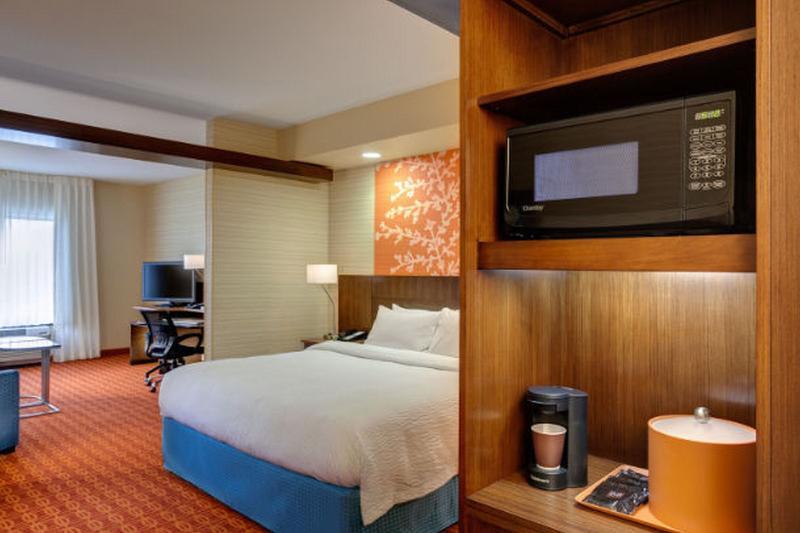 Fairfield Inn & Suites By Marriott Belle Vernon מראה חיצוני תמונה