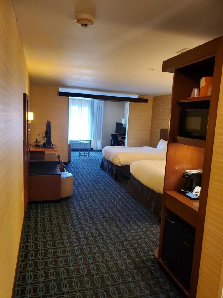 Fairfield Inn & Suites By Marriott Belle Vernon מראה חיצוני תמונה